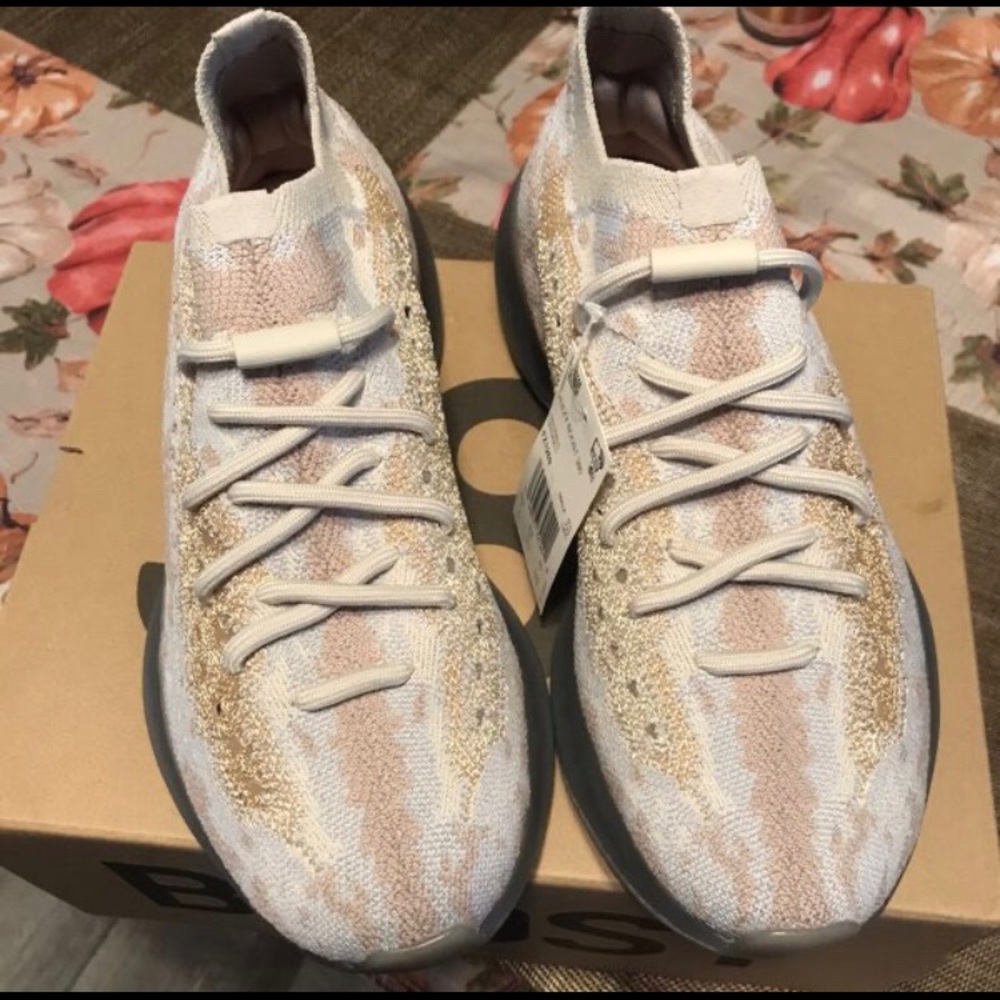 Authentic Yeezys 380 pepper/pepper/pepper